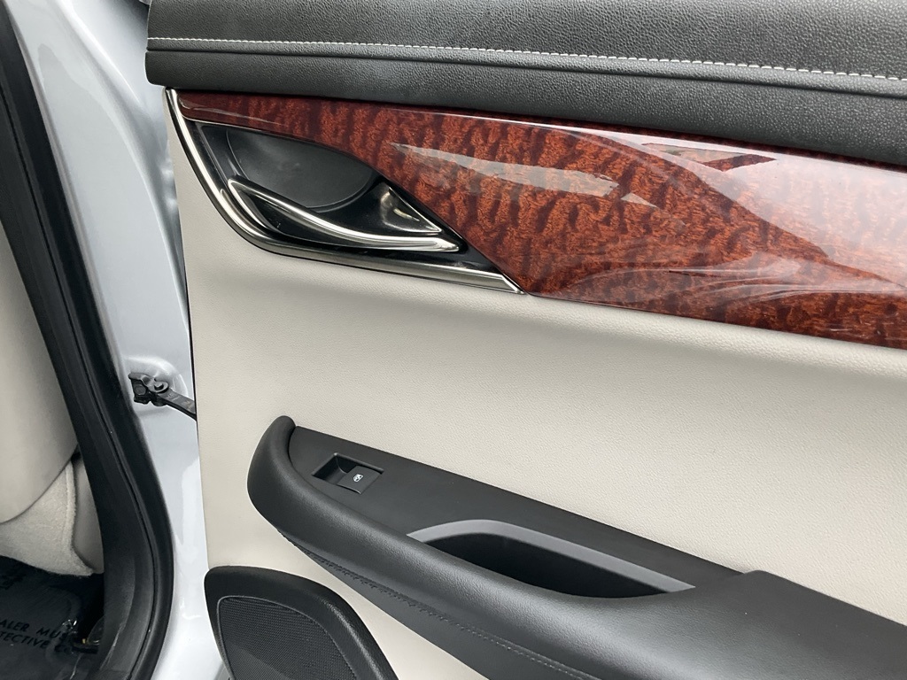 2017 Cadillac ATS Luxury photo 44