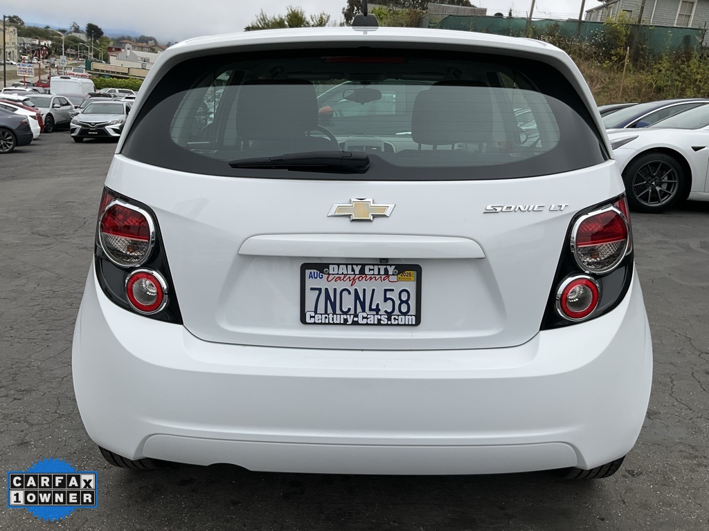 2015 Chevrolet Sonic LT photo 4