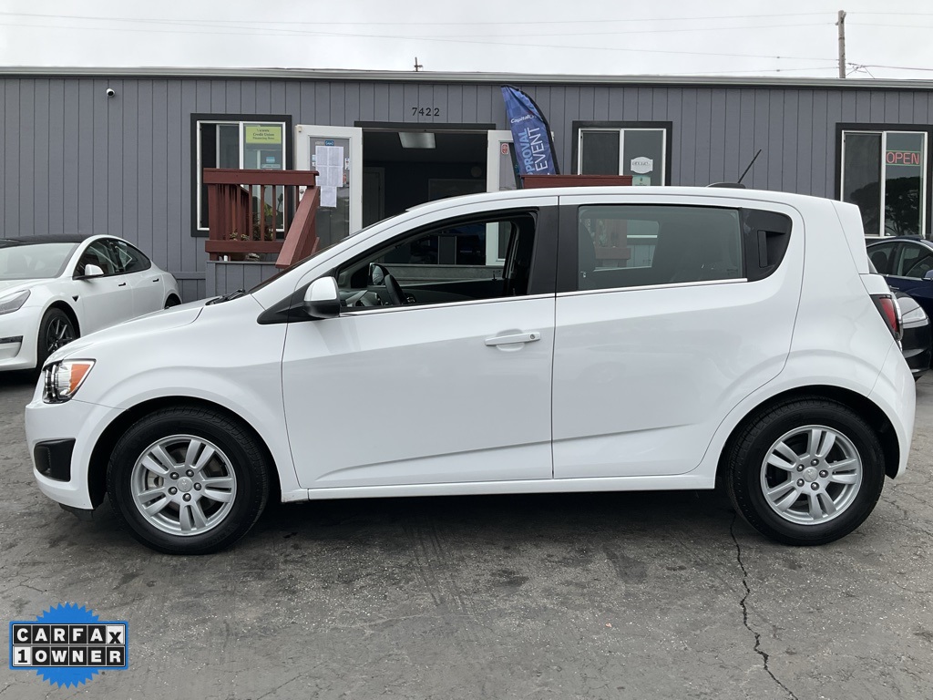 2015 Chevrolet Sonic LT photo 5