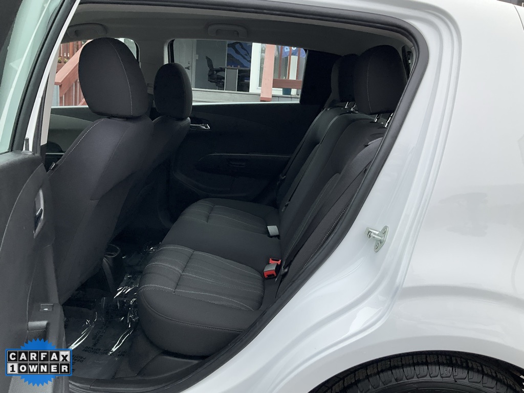 2015 Chevrolet Sonic LT photo 7