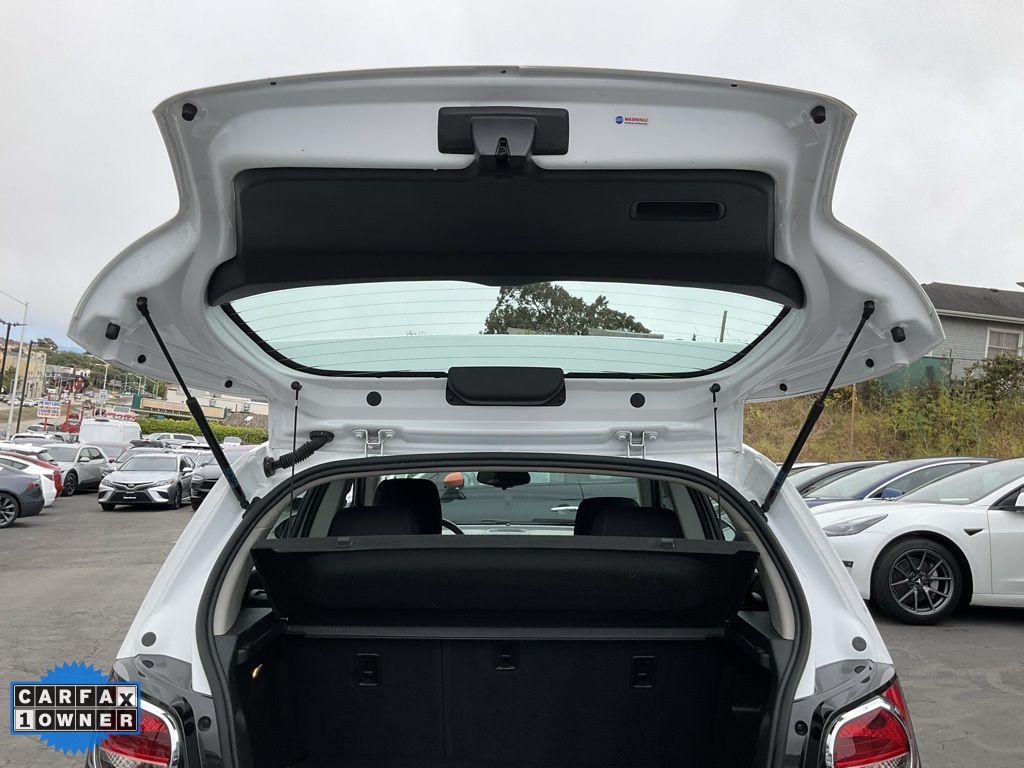 2015 Chevrolet Sonic LT photo 9