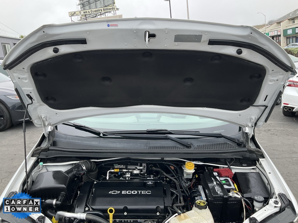 2015 Chevrolet Sonic LT photo 11