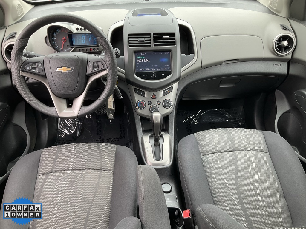 2015 Chevrolet Sonic LT photo 31