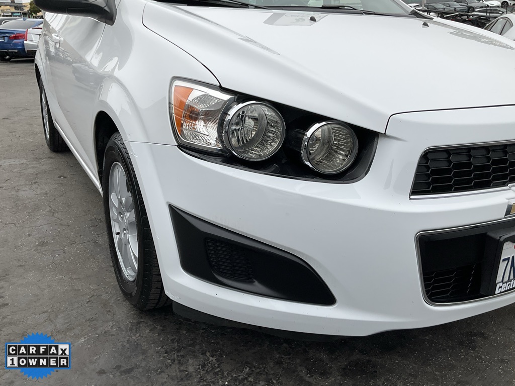 2015 Chevrolet Sonic LT photo 59