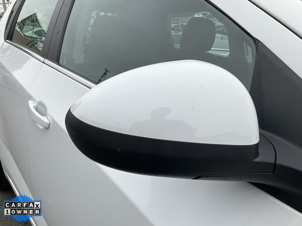 2015 Chevrolet Sonic LT photo 65