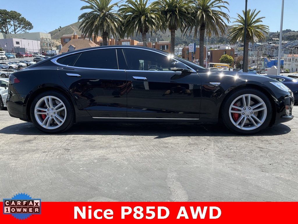 2015 Tesla Model S P85D photo 3
