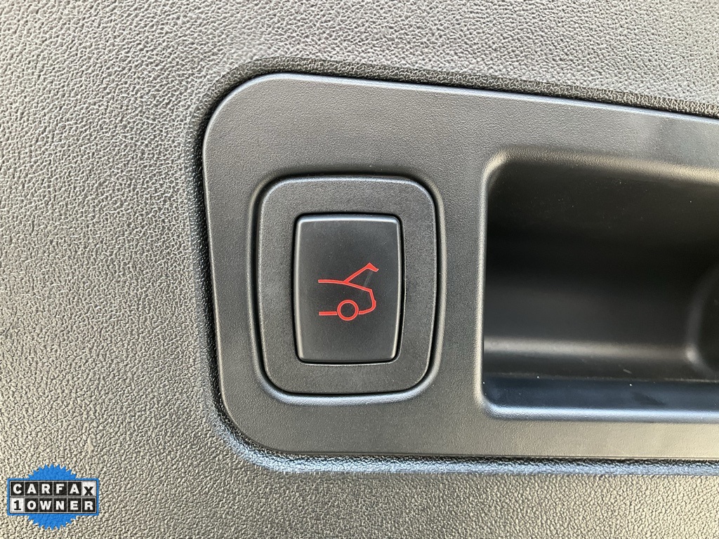 2015 Tesla Model S P85D photo 11