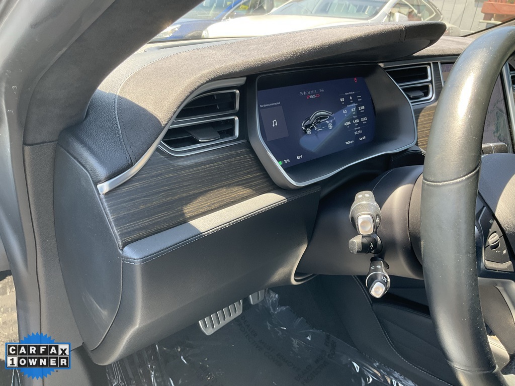 2015 Tesla Model S P85D photo 17