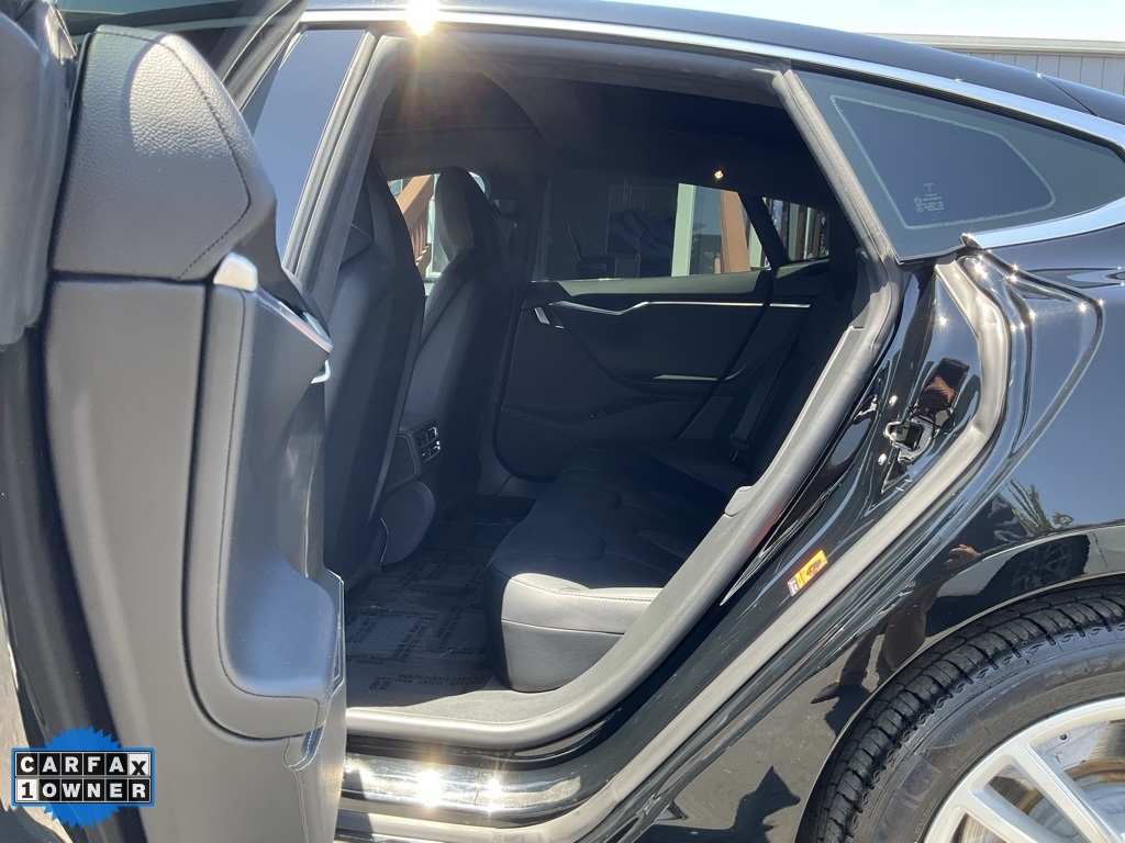 2015 Tesla Model S P85D photo 23