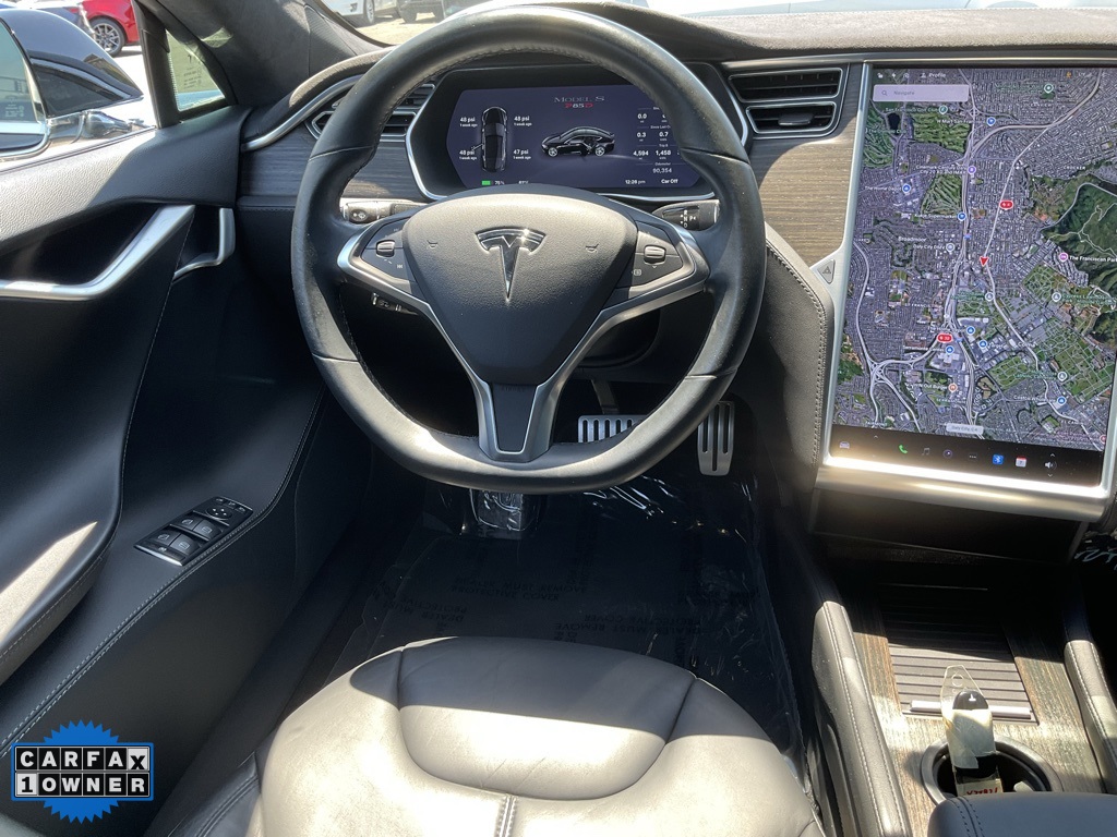 2015 Tesla Model S P85D photo 33