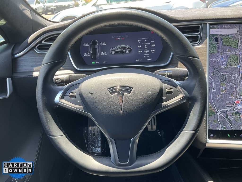 2015 Tesla Model S P85D photo 34