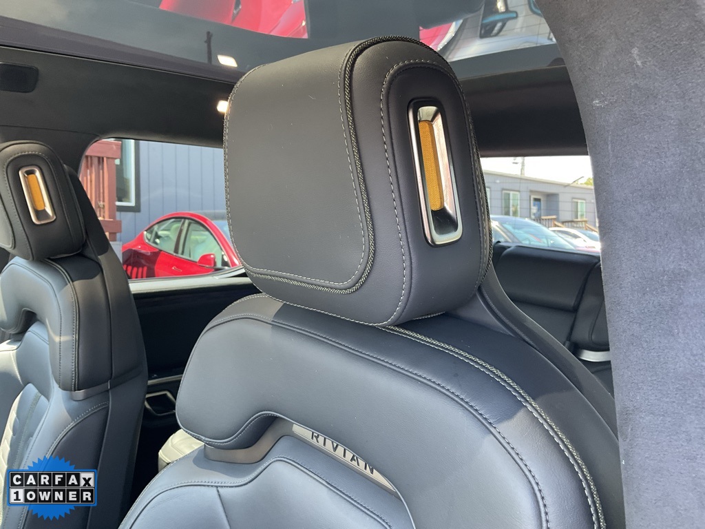 2022 Rivian R1T Launch Edition photo 14