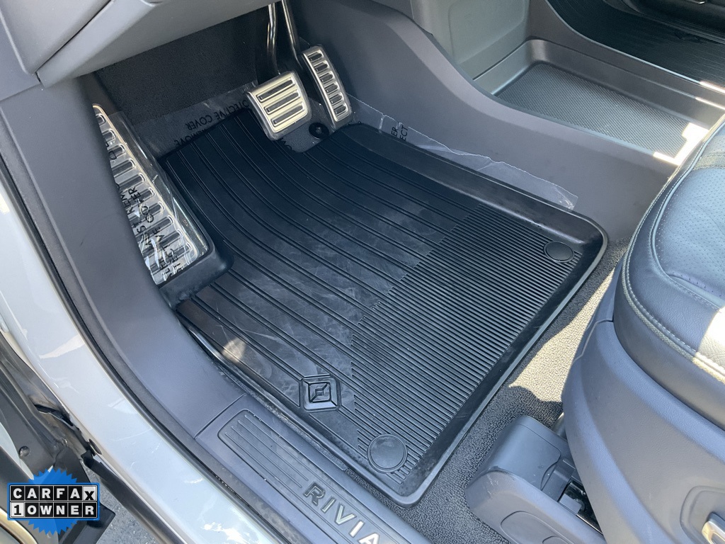 2022 Rivian R1T Launch Edition photo 16