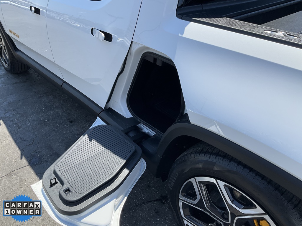 2022 Rivian R1T Launch Edition photo 37