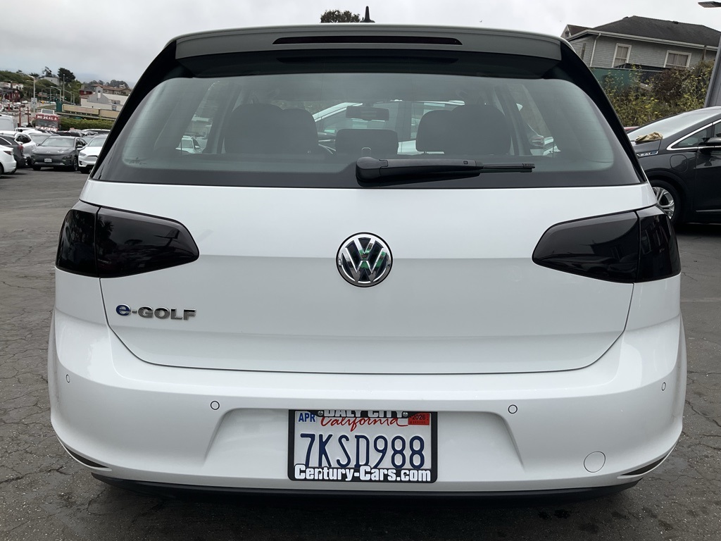2015 Volkswagen e-Golf Limited Edition photo 4