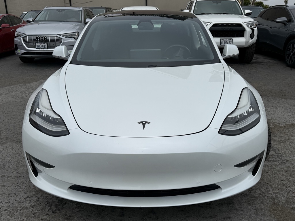 2018 Tesla Model 3 Mid Range photo 2