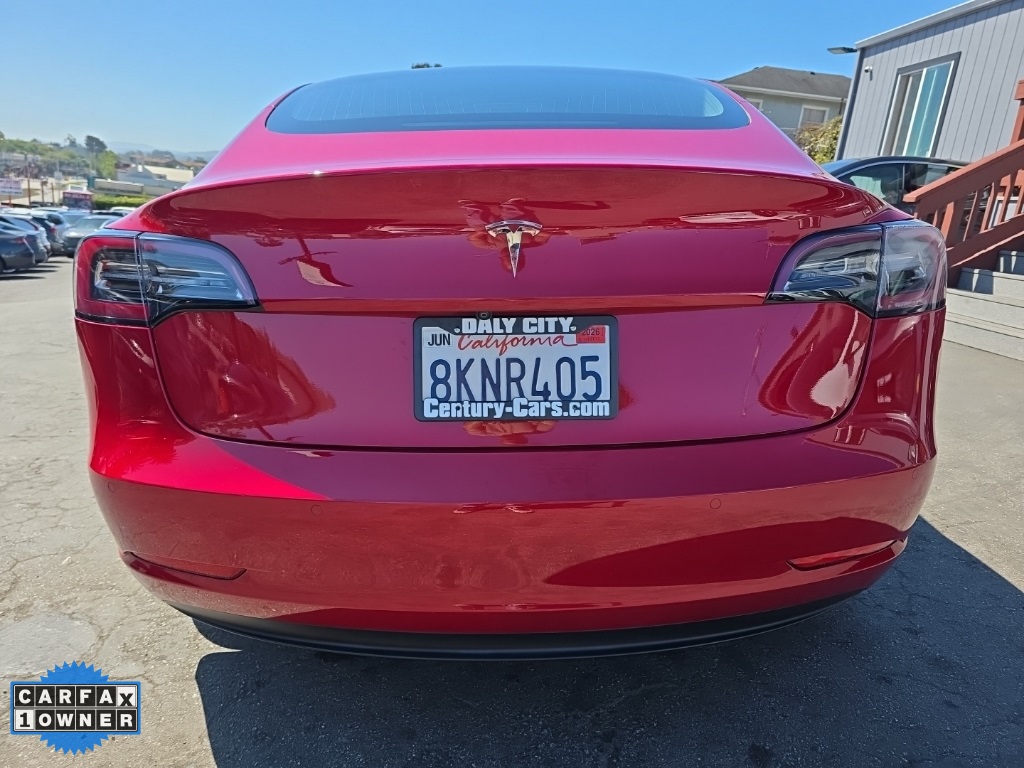 2019 Tesla Model 3 Standard Range Plus photo 4