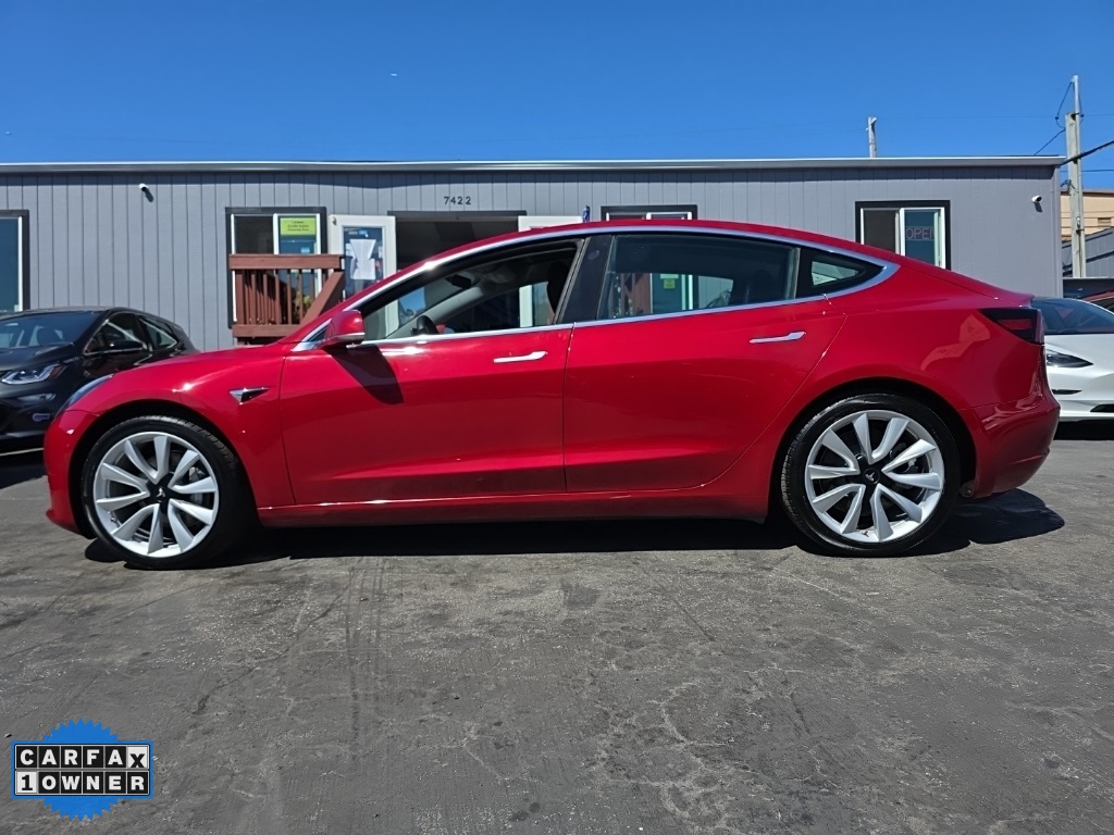 2019 Tesla Model 3 Standard Range Plus photo 5