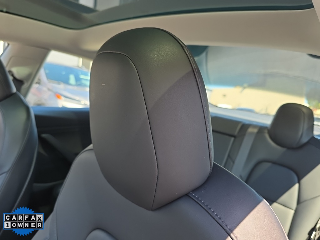2019 Tesla Model 3 Standard Range Plus photo 14