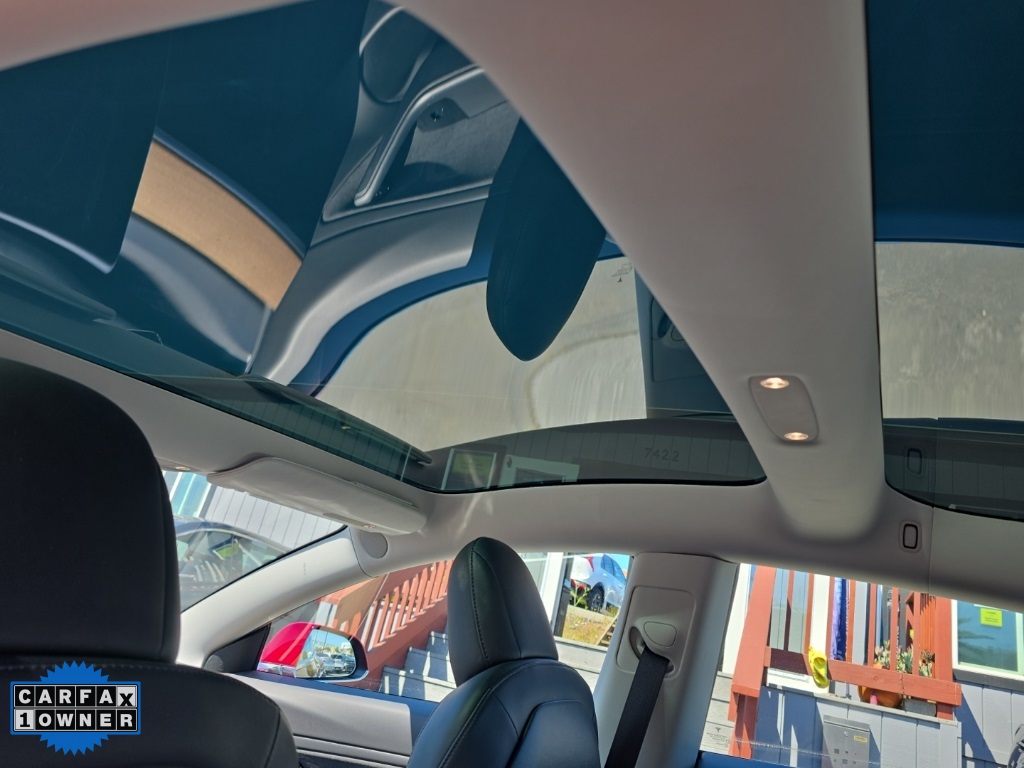 2019 Tesla Model 3 Standard Range Plus photo 23
