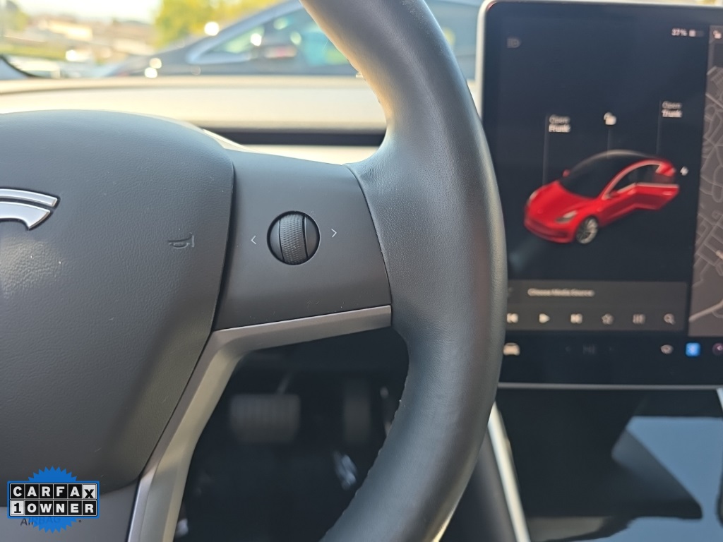 2019 Tesla Model 3 Standard Range Plus photo 31