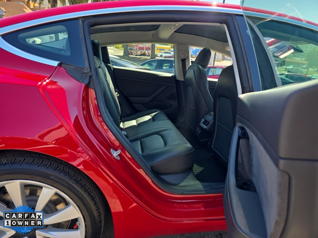 2019 Tesla Model 3 Standard Range Plus photo 42