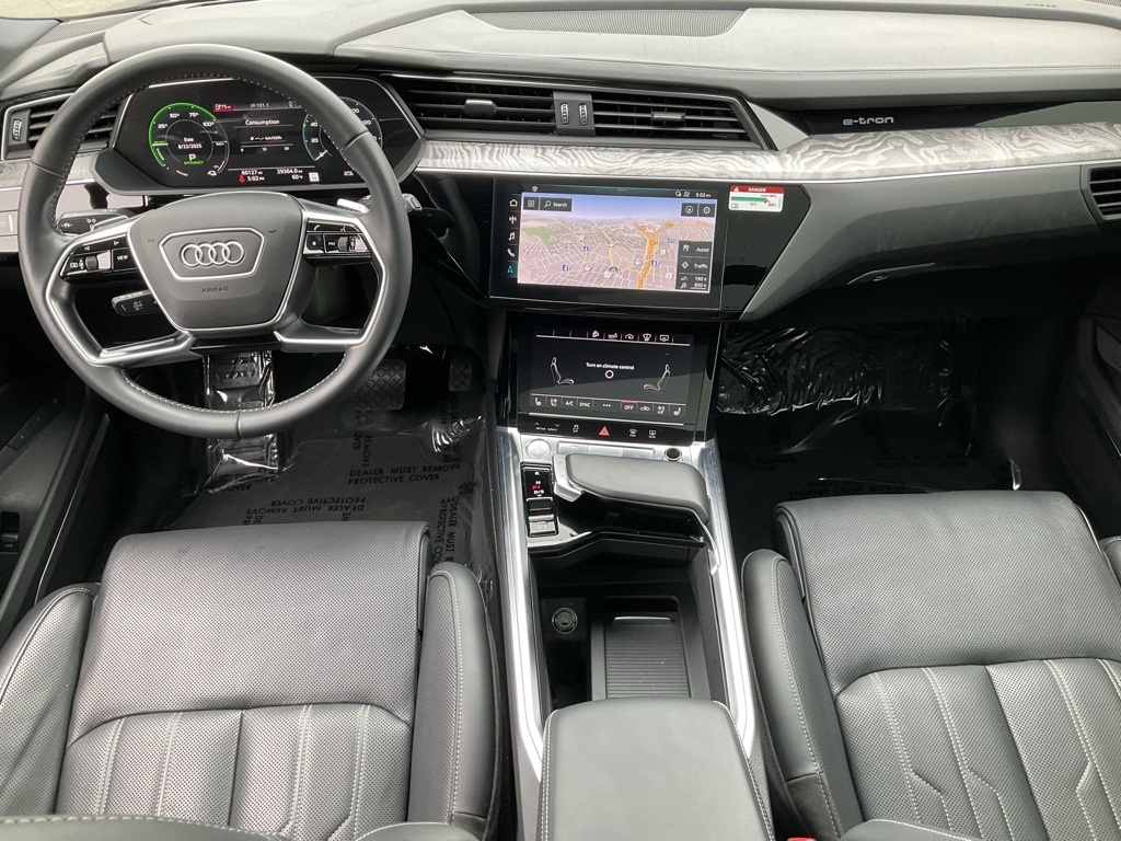 2019 Audi e-tron Prestige photo 27