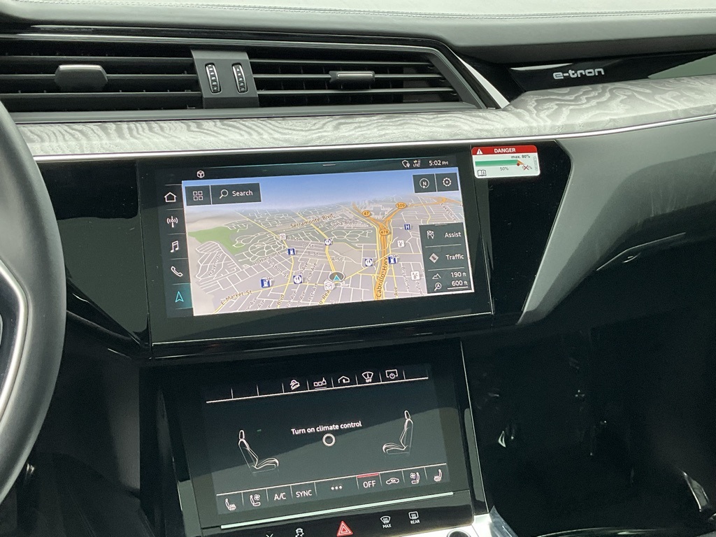 2019 Audi e-tron Prestige photo 33