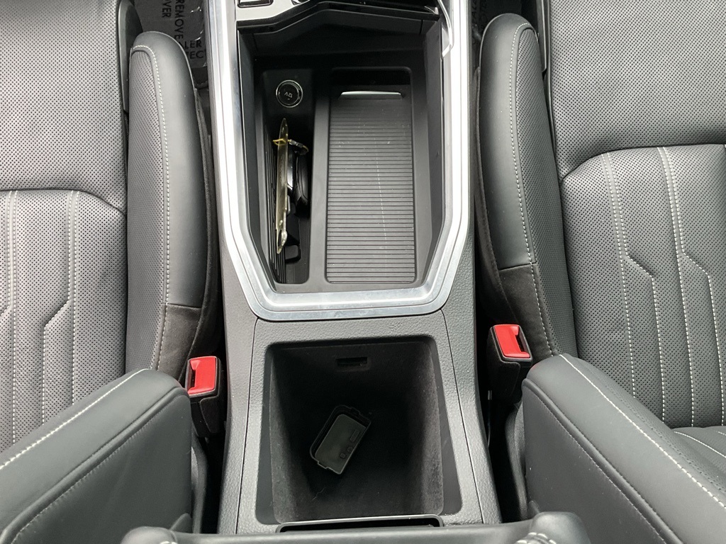 2019 Audi e-tron Prestige photo 35
