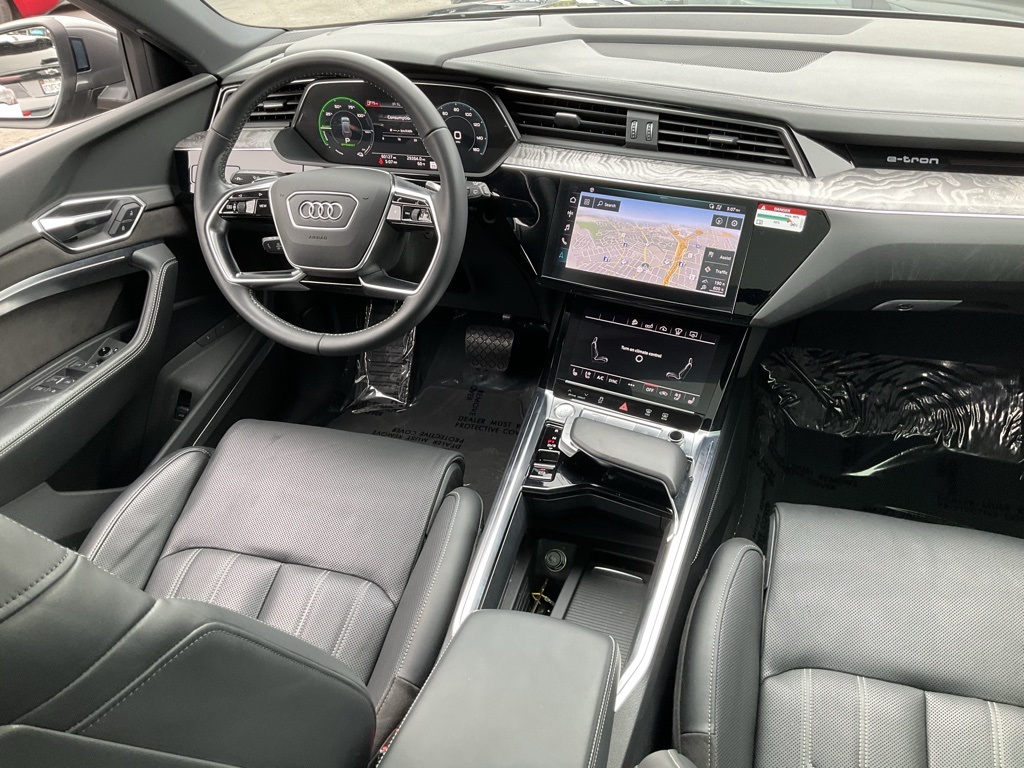 2019 Audi e-tron Prestige photo 46