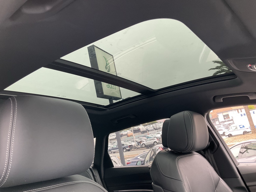 2019 Audi e-tron Prestige photo 52