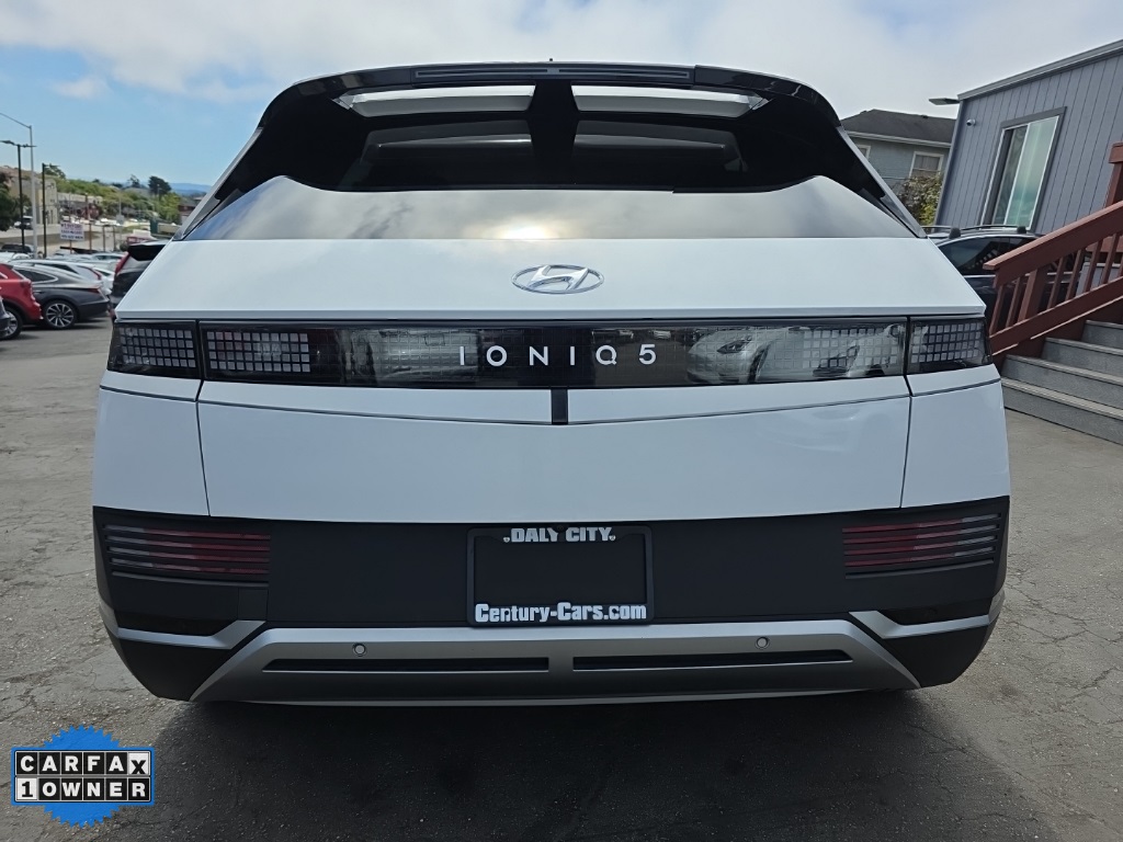 2024 Hyundai Ioniq 5 SE photo 2