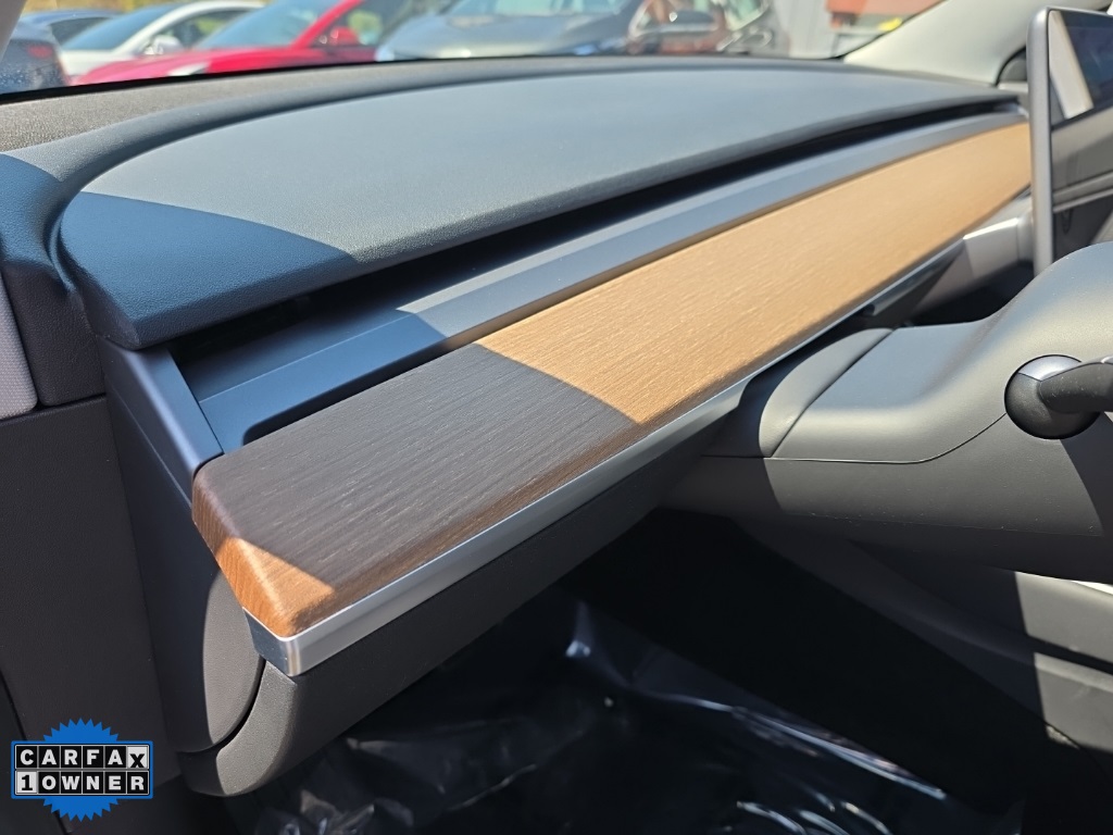 2019 Tesla Model 3 Standard Range Plus photo 14