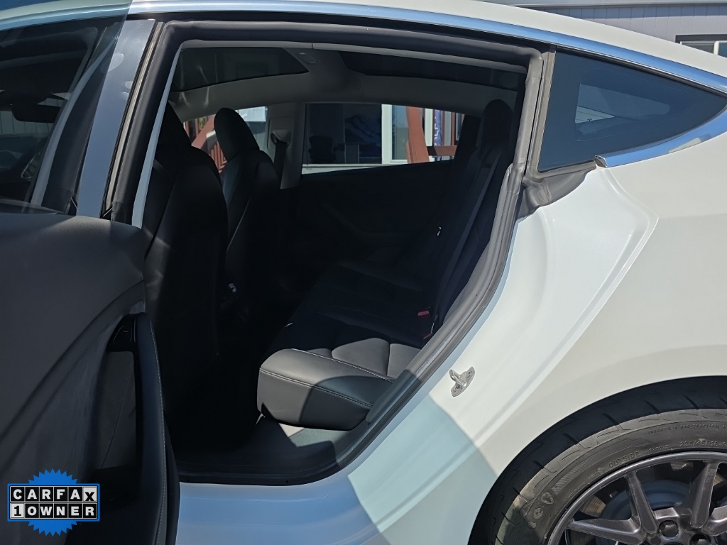 2019 Tesla Model 3 Standard Range Plus photo 15