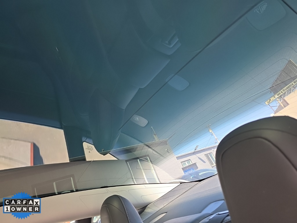 2019 Tesla Model 3 Standard Range Plus photo 18