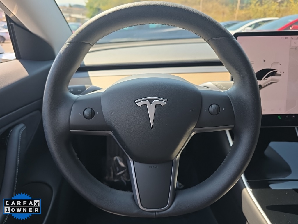 2019 Tesla Model 3 Standard Range Plus photo 24