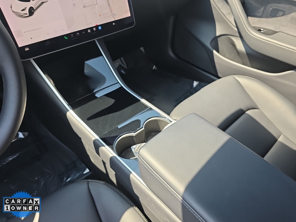2019 Tesla Model 3 Standard Range Plus photo 27