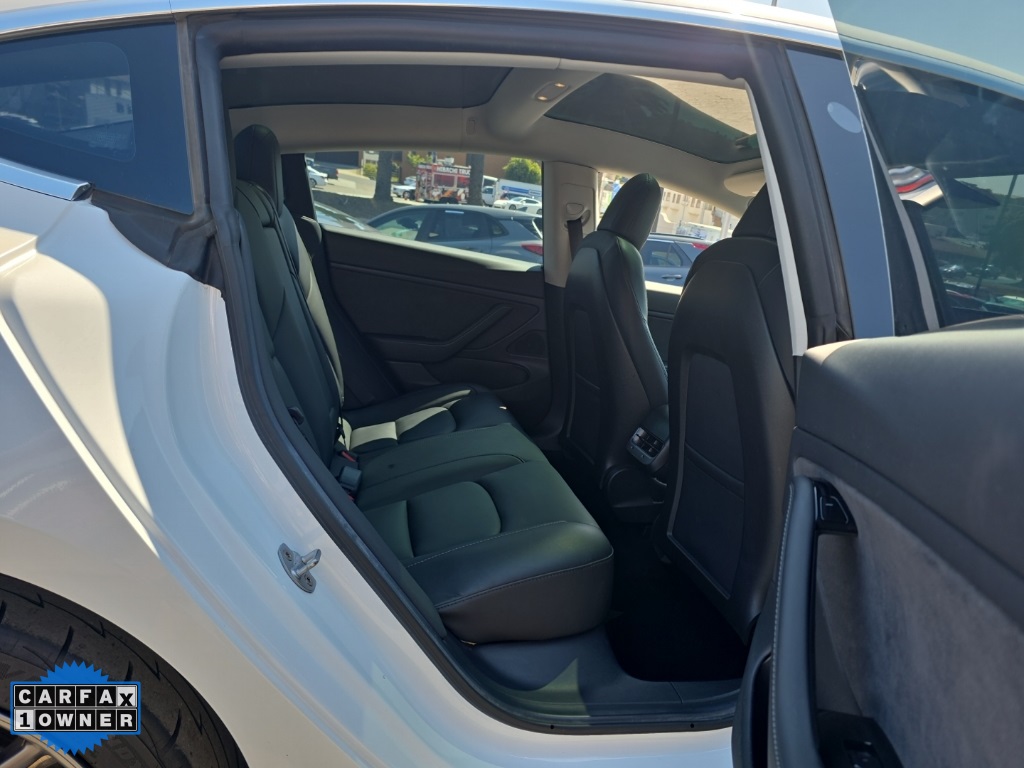 2019 Tesla Model 3 Standard Range Plus photo 32