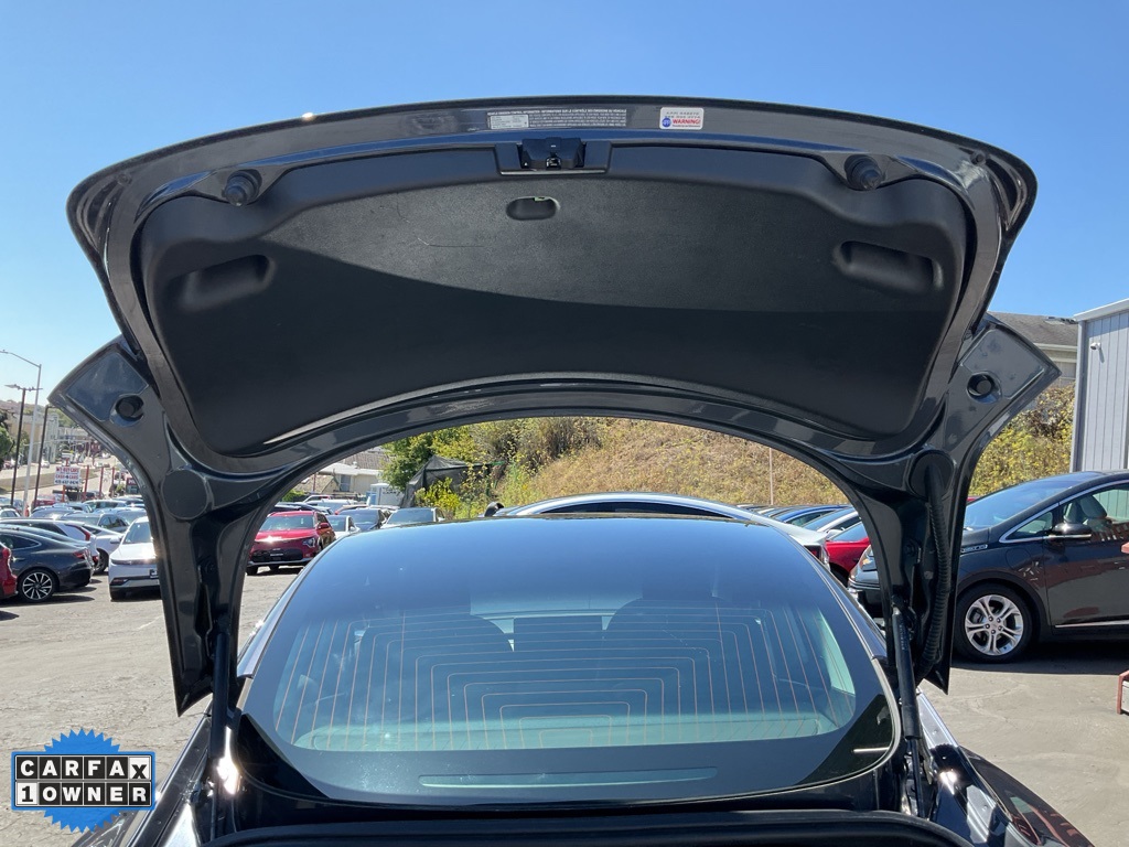 2018 Tesla Model 3 Mid Range photo 9