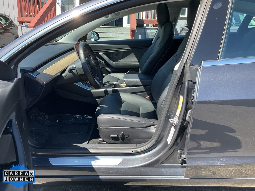 2018 Tesla Model 3 Mid Range photo 13
