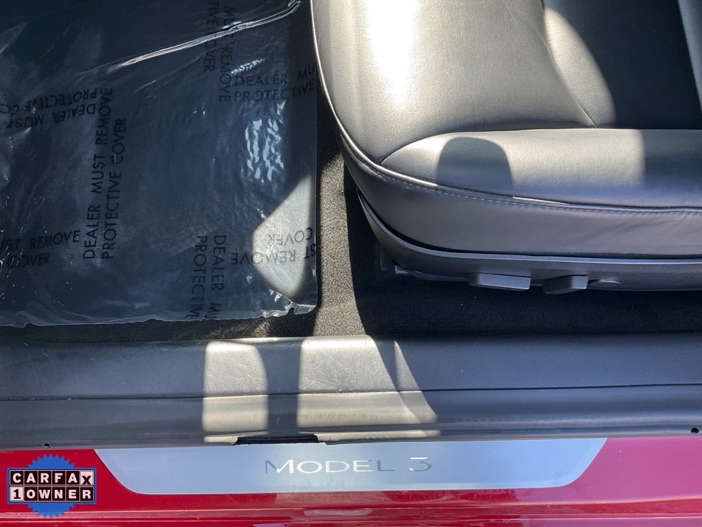 2018 Tesla Model 3 Performance photo 10