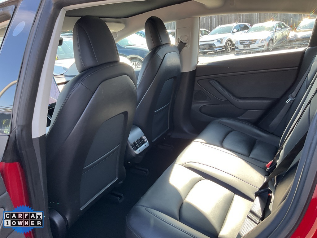 2018 Tesla Model 3 Performance photo 19