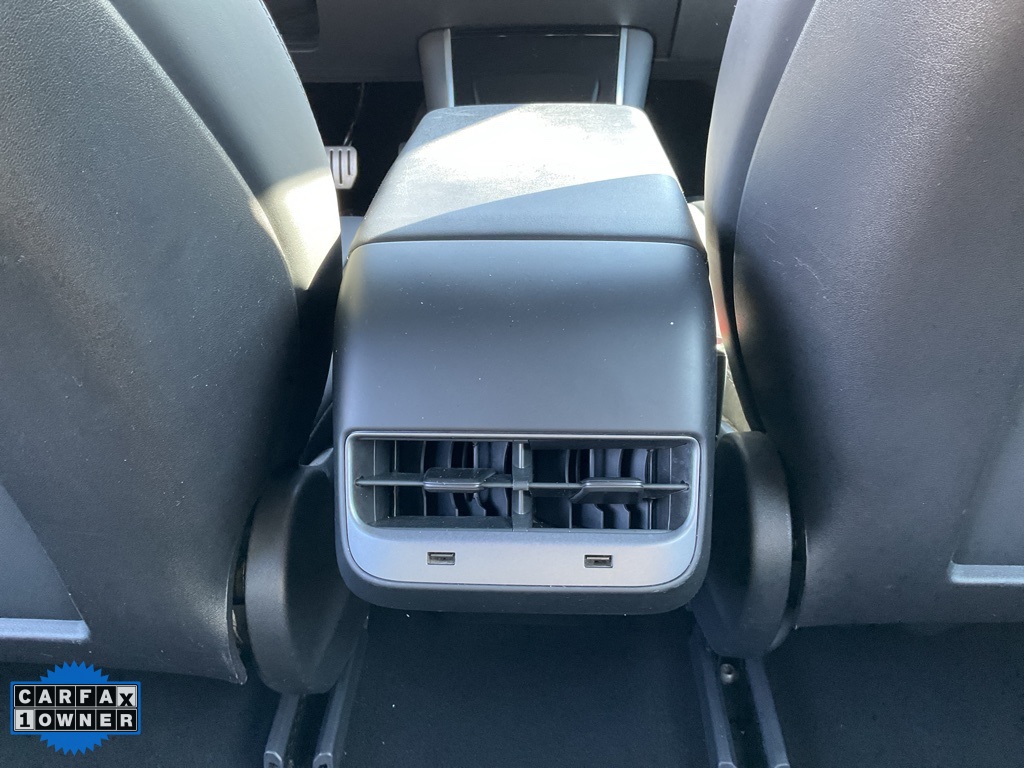2018 Tesla Model 3 Performance photo 27