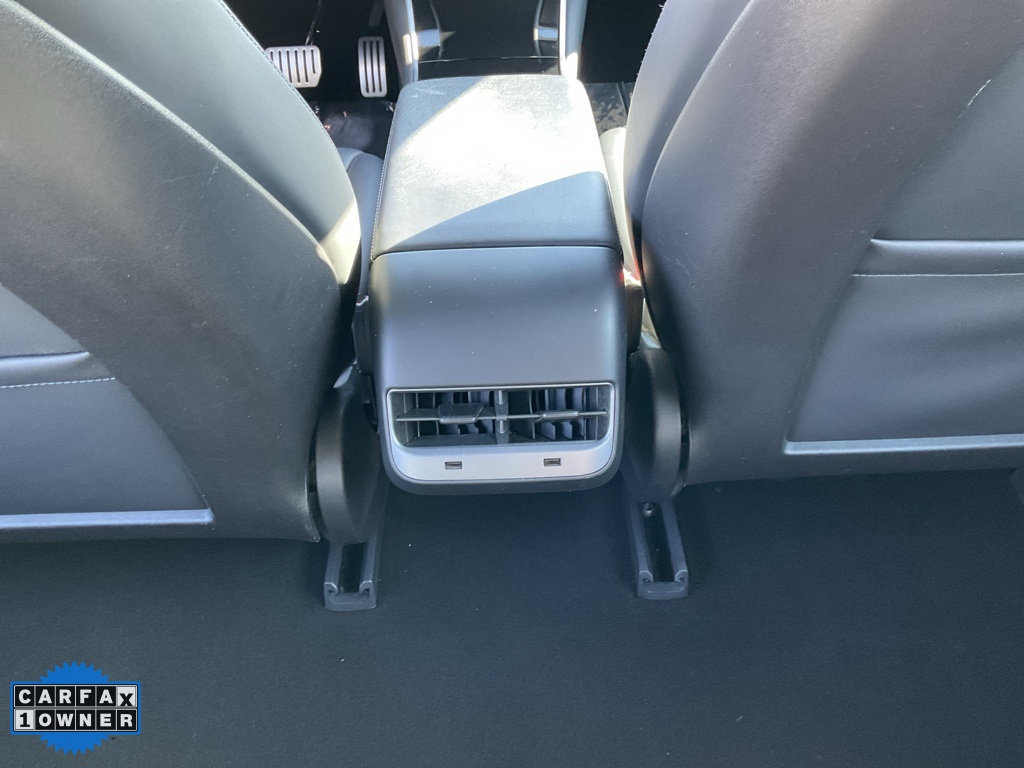 2018 Tesla Model 3 Performance photo 28