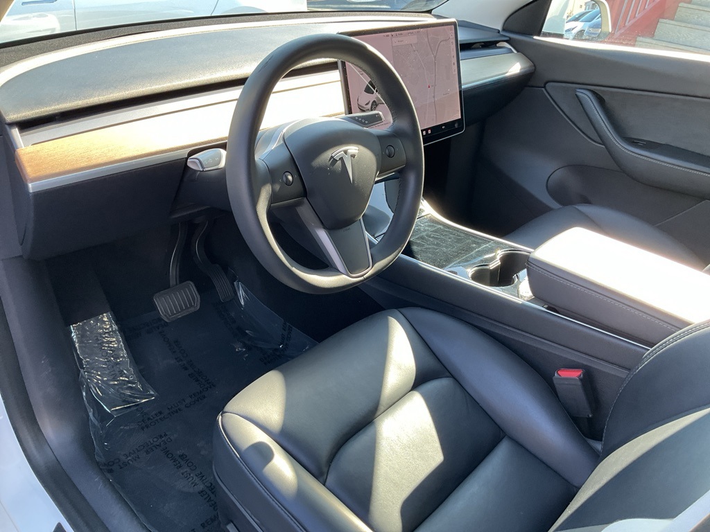 2020 Tesla Model Y Long Range photo 4
