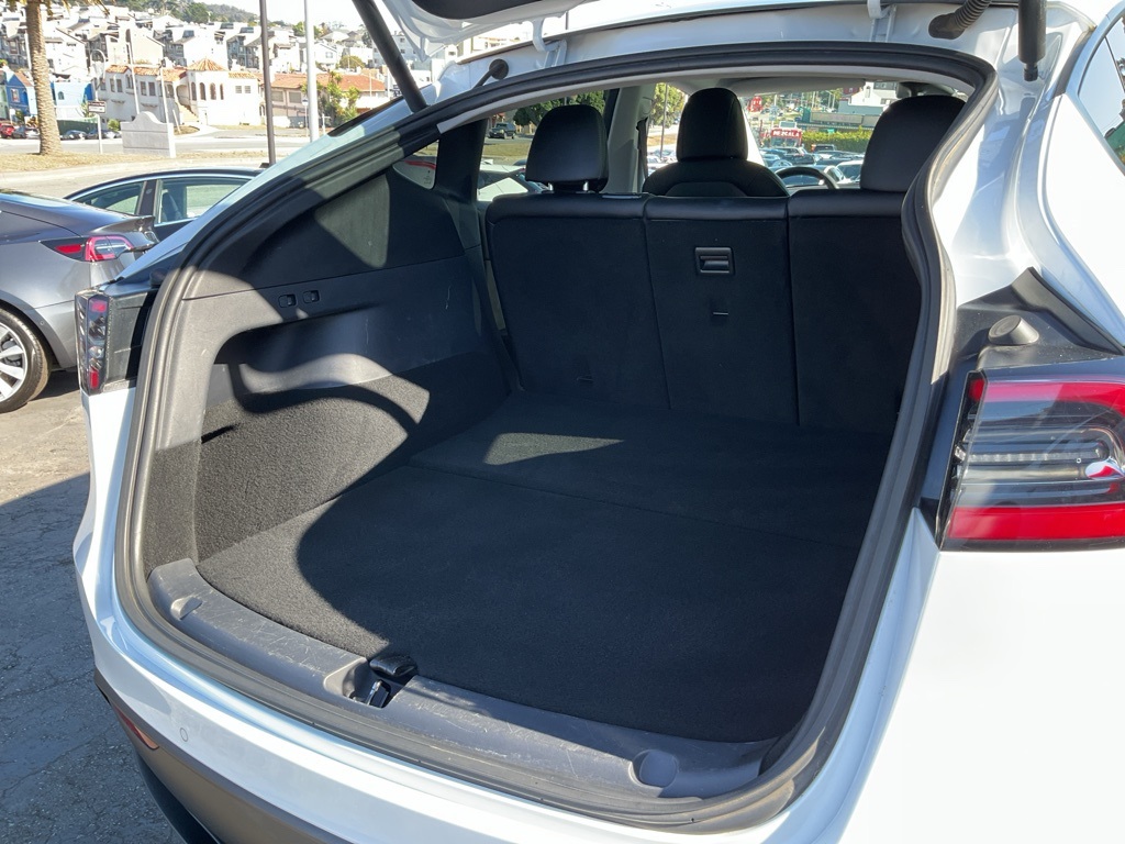 2020 Tesla Model Y Long Range photo 6