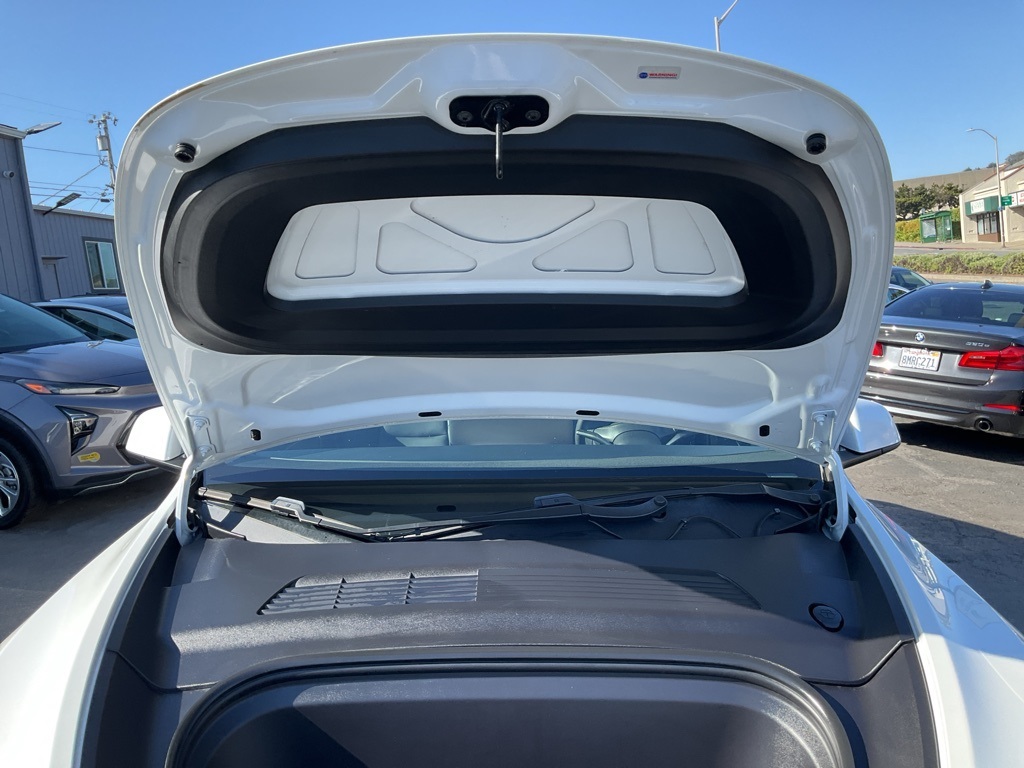 2020 Tesla Model Y Long Range photo 10