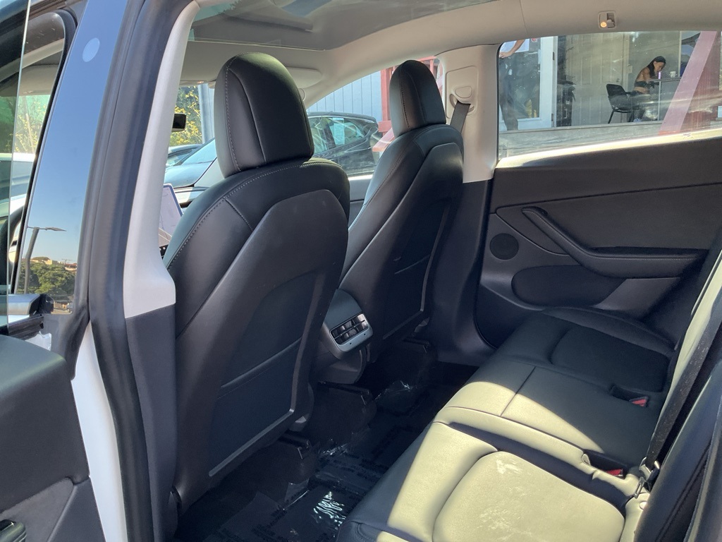 2020 Tesla Model Y Long Range photo 18