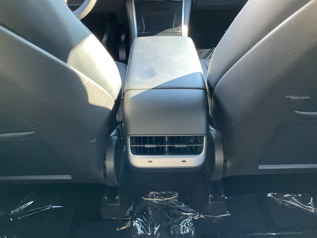 2020 Tesla Model Y Long Range photo 24