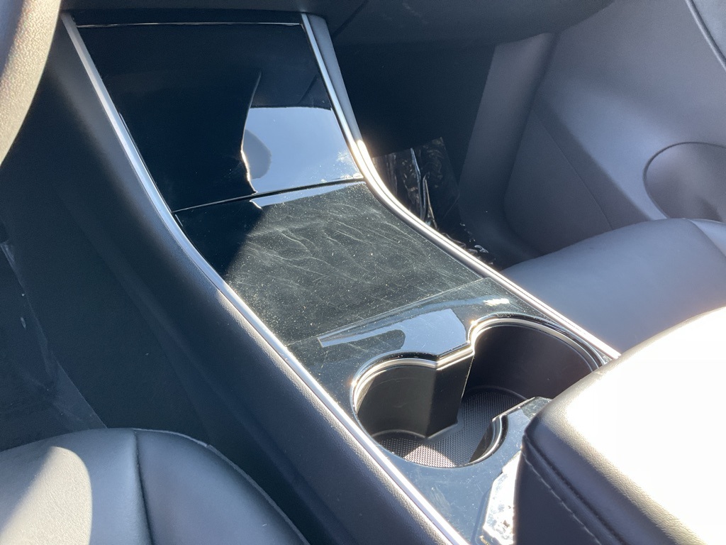 2020 Tesla Model Y Long Range photo 32